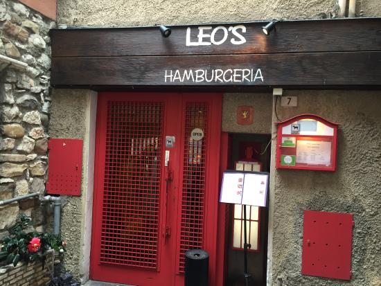 مطعم Leo's Hamburgeria